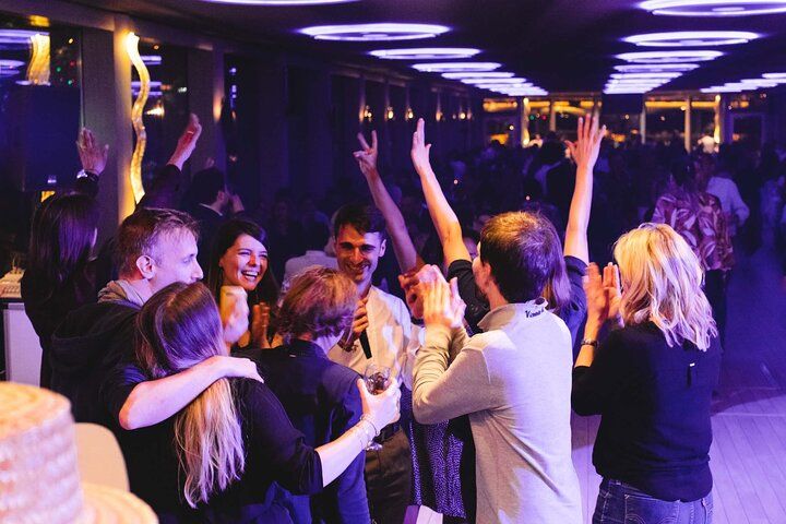 Silvesterkreuzfahrt 2026/27 auf der Diamant Bleu in Paris